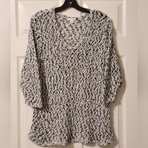 J.Jill Large Black And White V Neck Sweater 3/4 Sleeves 100% Cotton